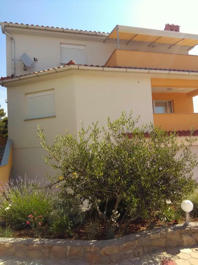 Apartments Palit Rab Town Kültér fotó