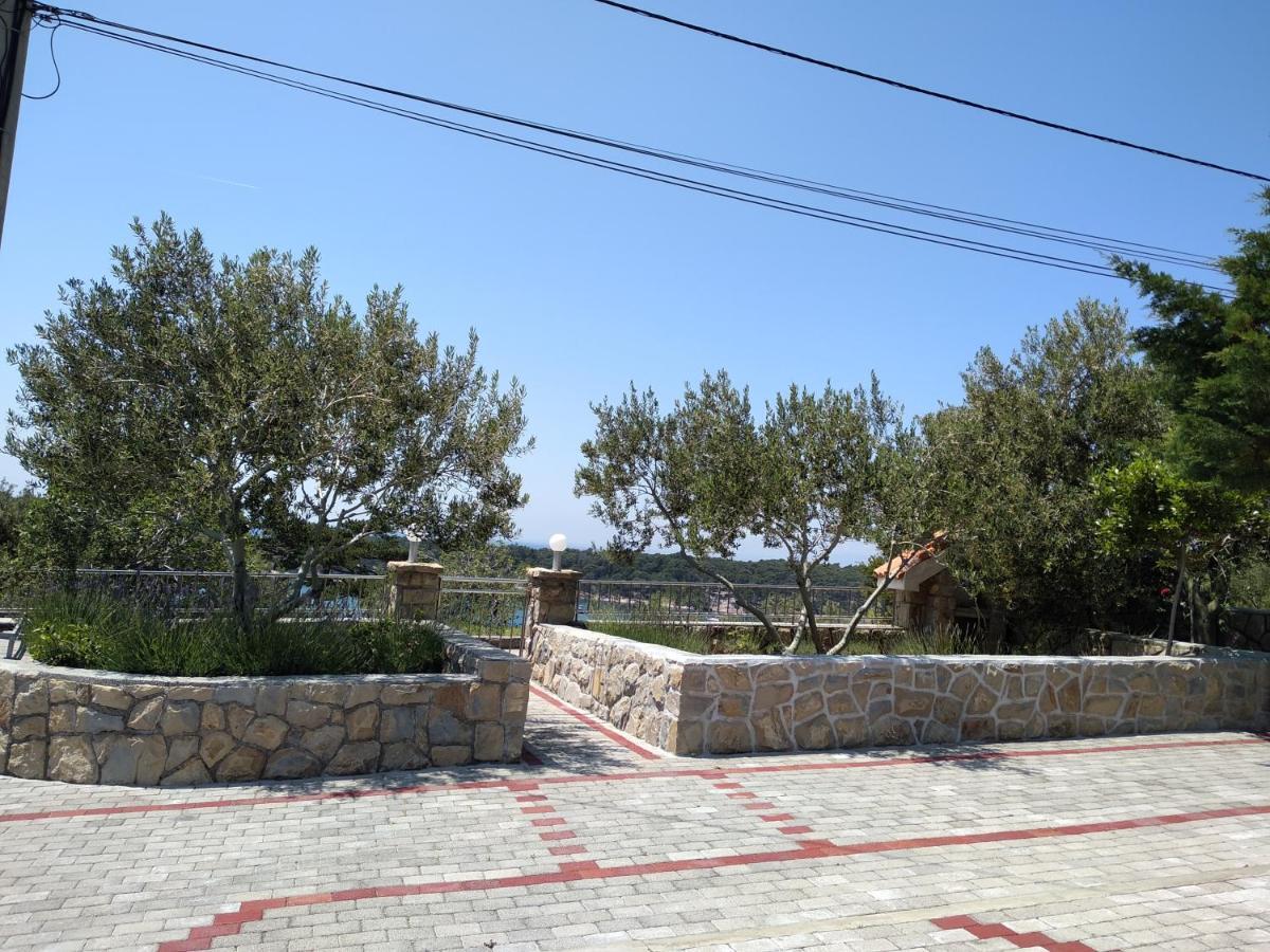 Apartments Palit Rab Town Kültér fotó